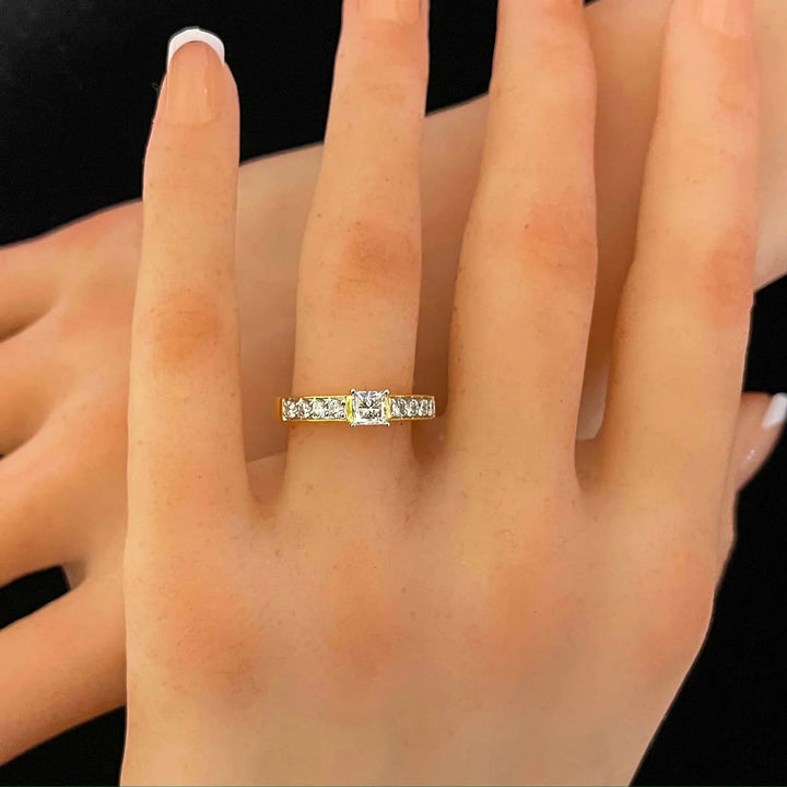 18K YG Centre Solitaire Engagement Diamond Ring-1pc - RB Diamond Jewellers