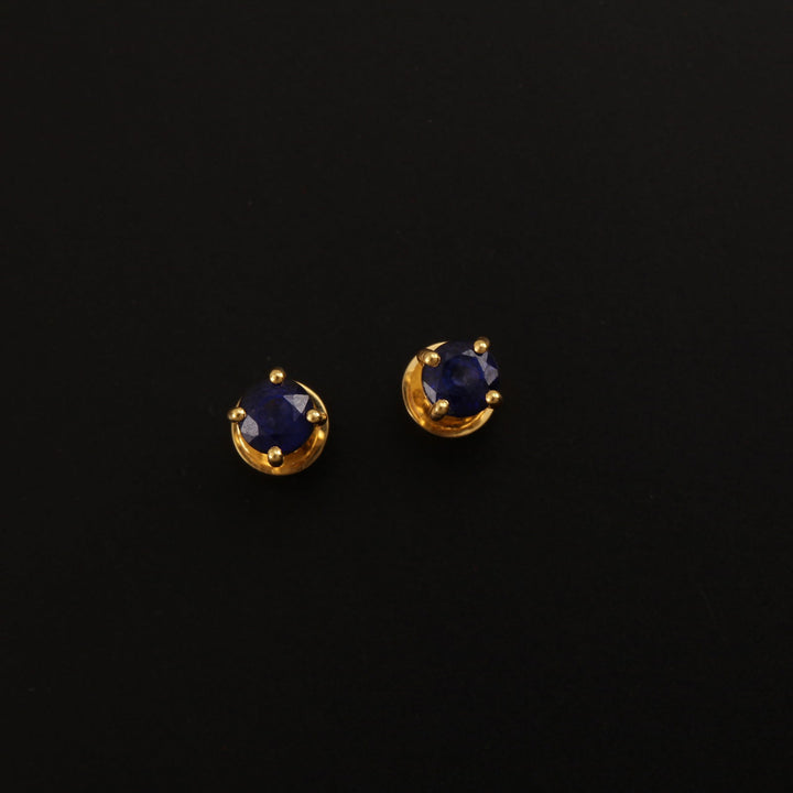18K YG Women Solitaire Sapphire Earring-1pair - RB Diamond Jewellers