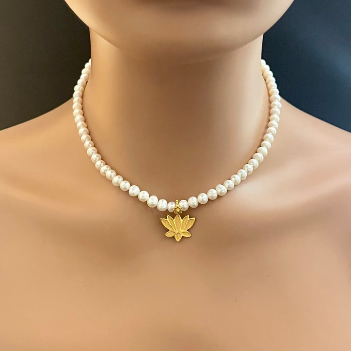 22K YG Women Lotus Pearl Necklace-1pc