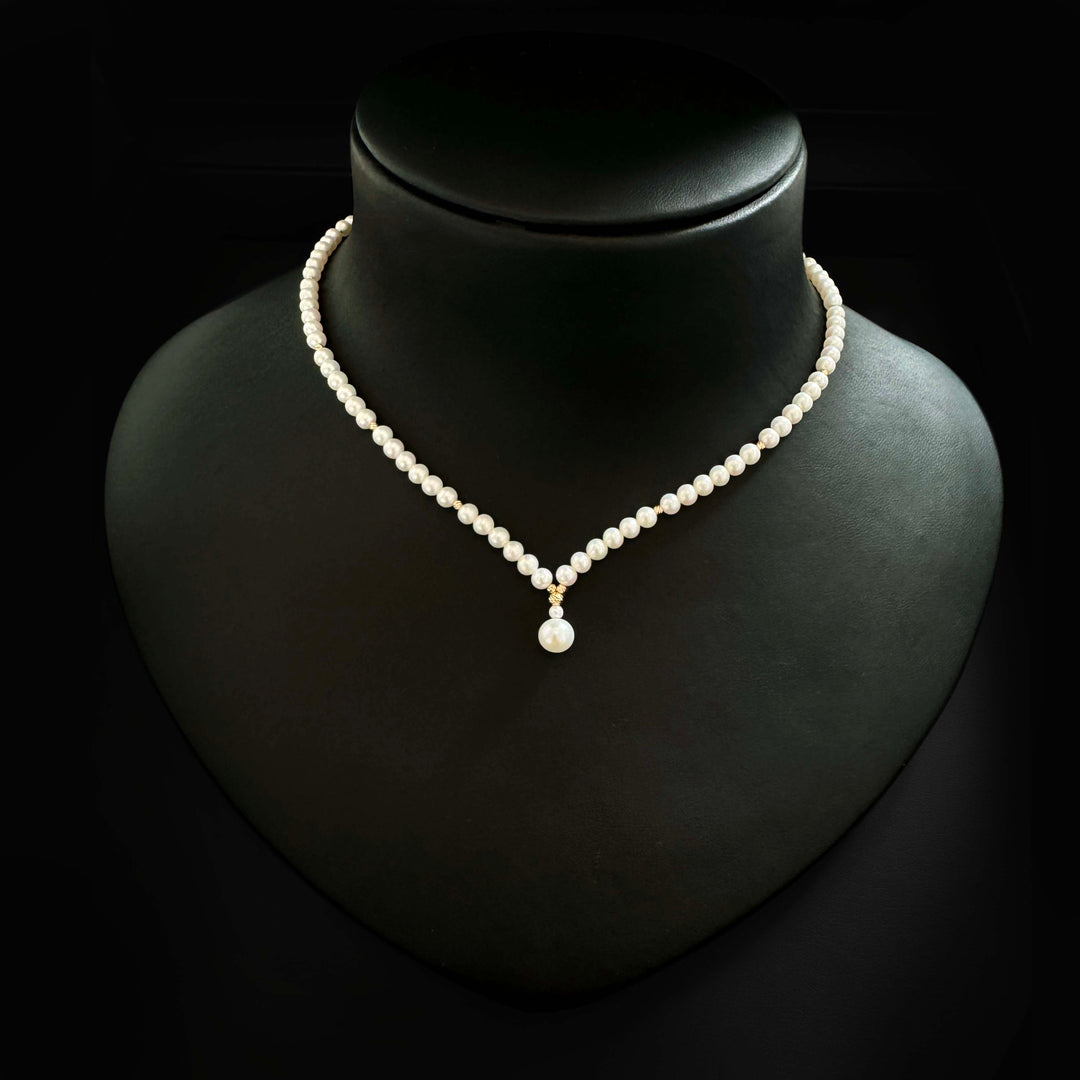 18K YG Necklace with 2.5-7mm FWP white- 1pc