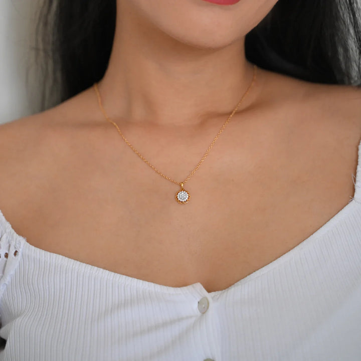 18K YG Flower Women Diamond Pendant -1PC