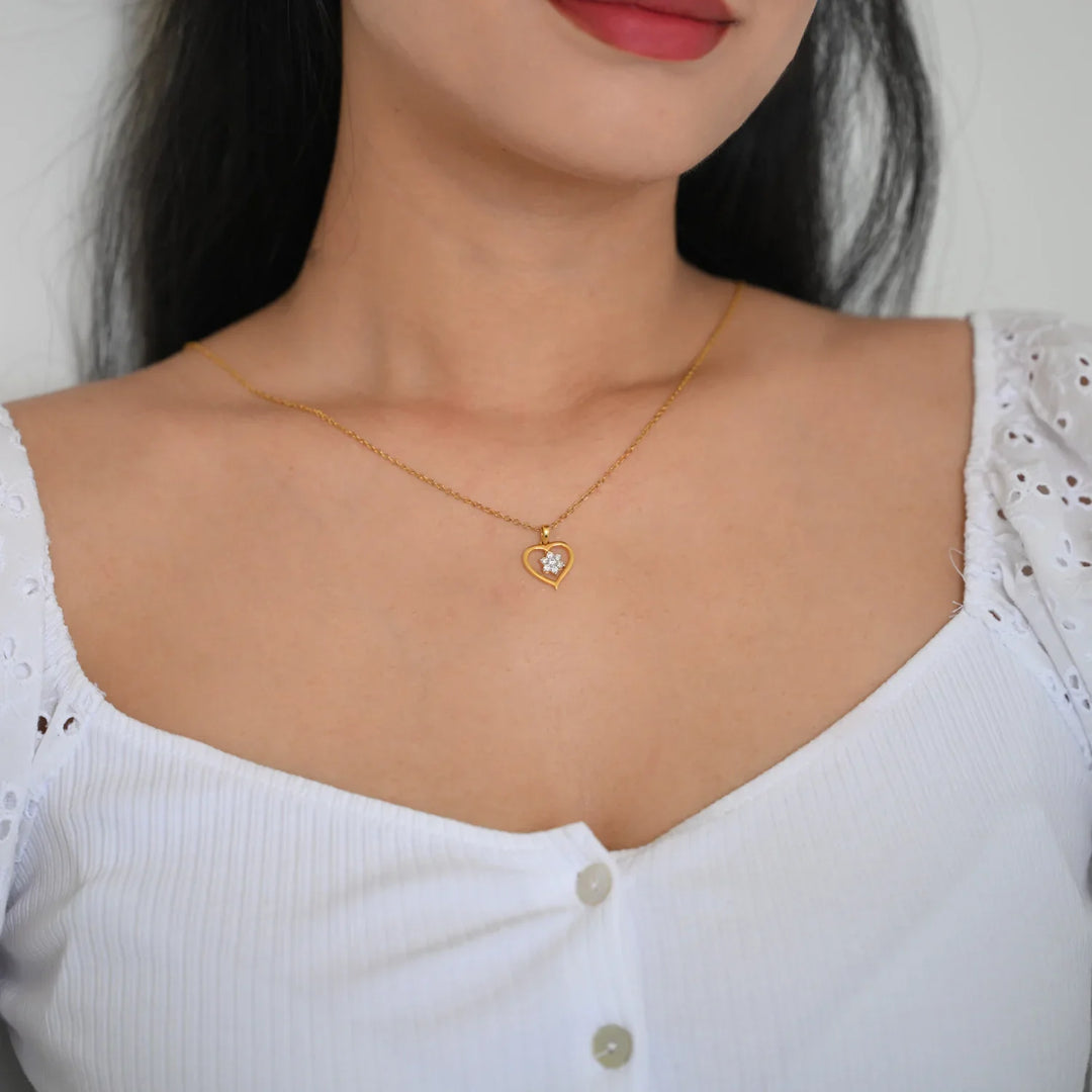 18K YG Heart Women Diamond Pendant-1pc