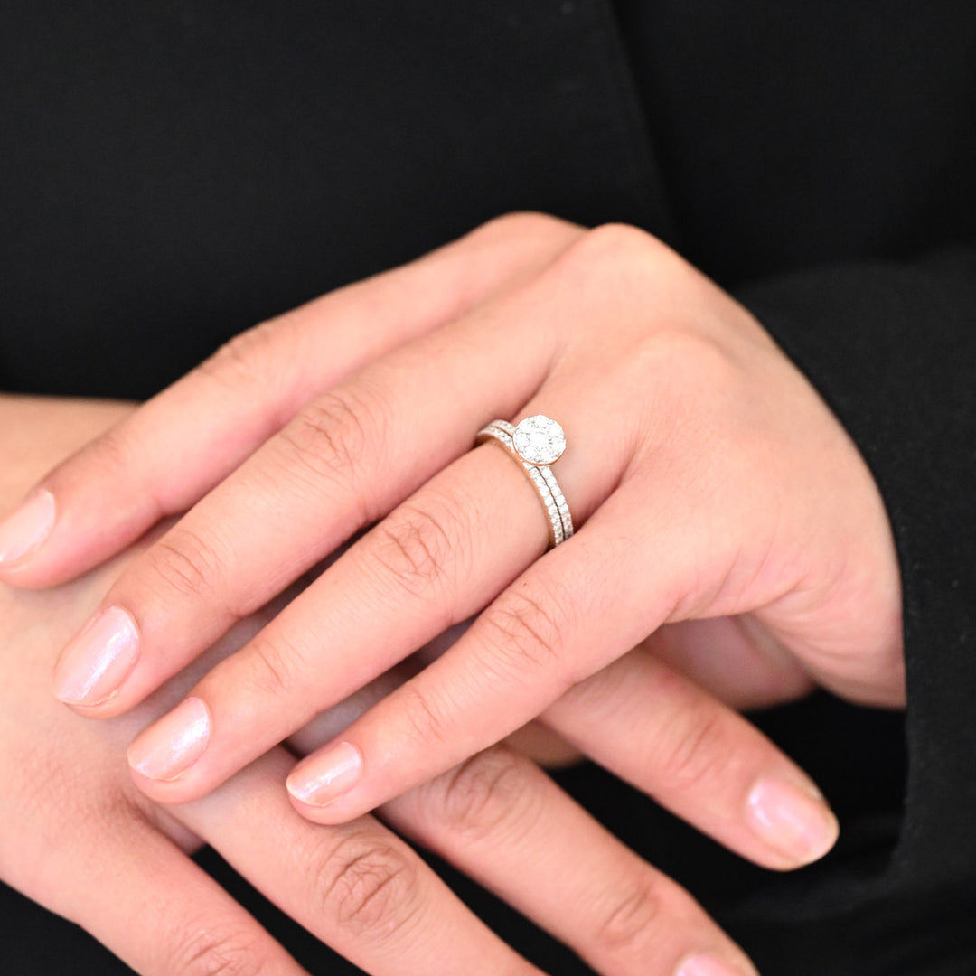 18K YG Women cluster Diamond Ring- 1pc