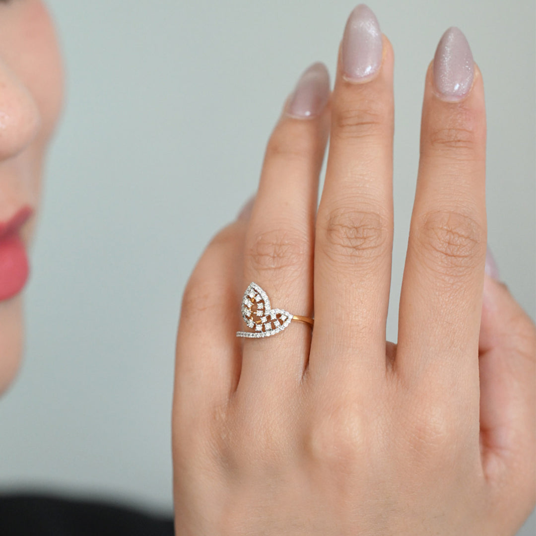 18K YG Women Cluster Diamond Ring- 1pc