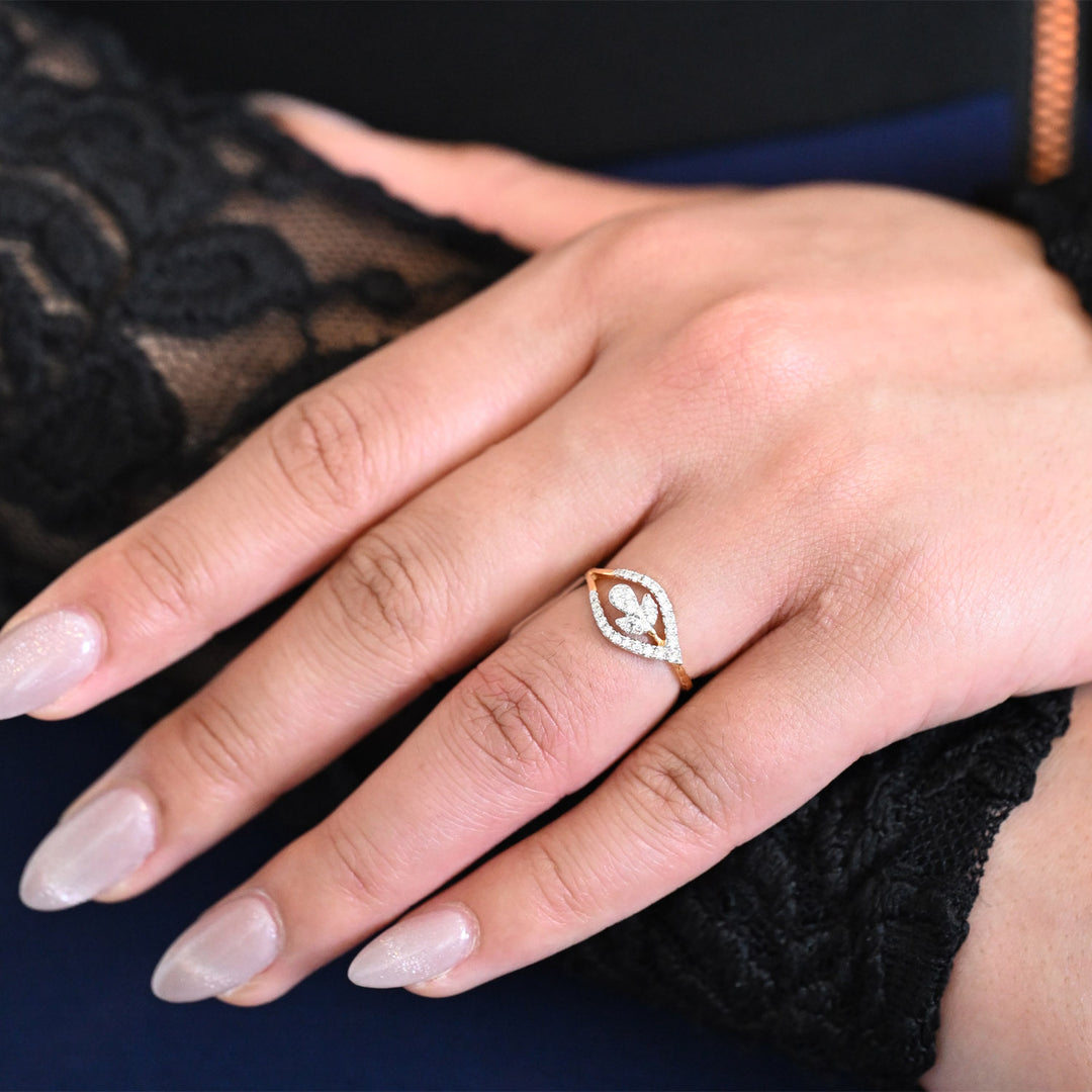 18K YG Women Cluster Diamond Ring- 1pc