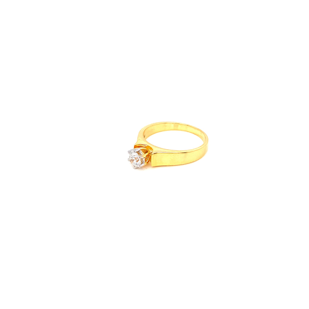 18K YG Solitaire Diamond Ring- 1pc