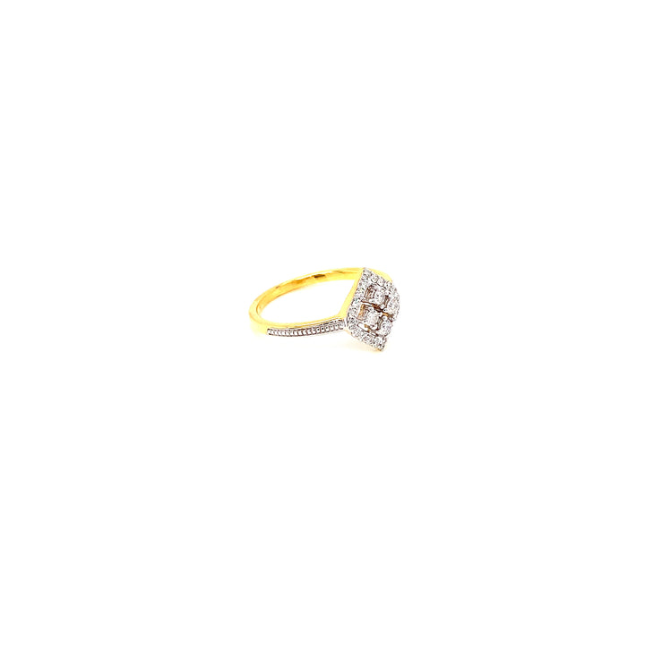 18K YG Cluster Diamond Ring- 1pc