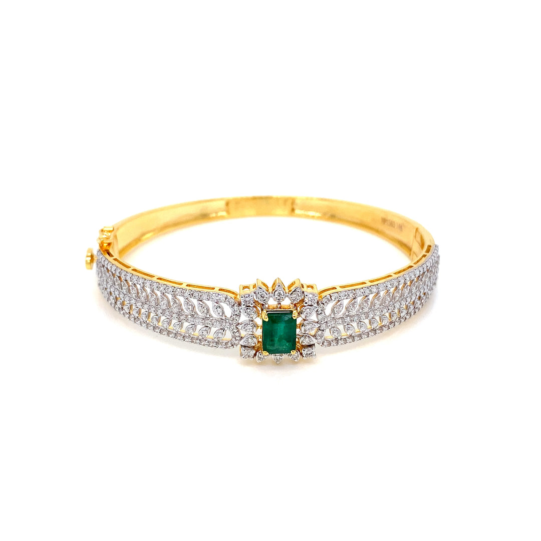 14K YG Screw Diamond with Emerald Bangle- 1pc