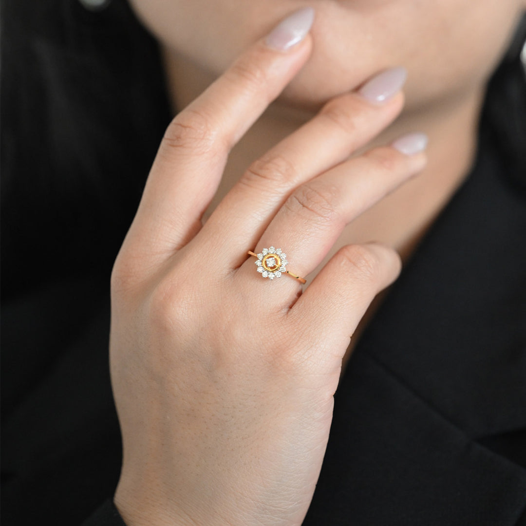 18K YG Women Cluster Diamond Ring- 1pc