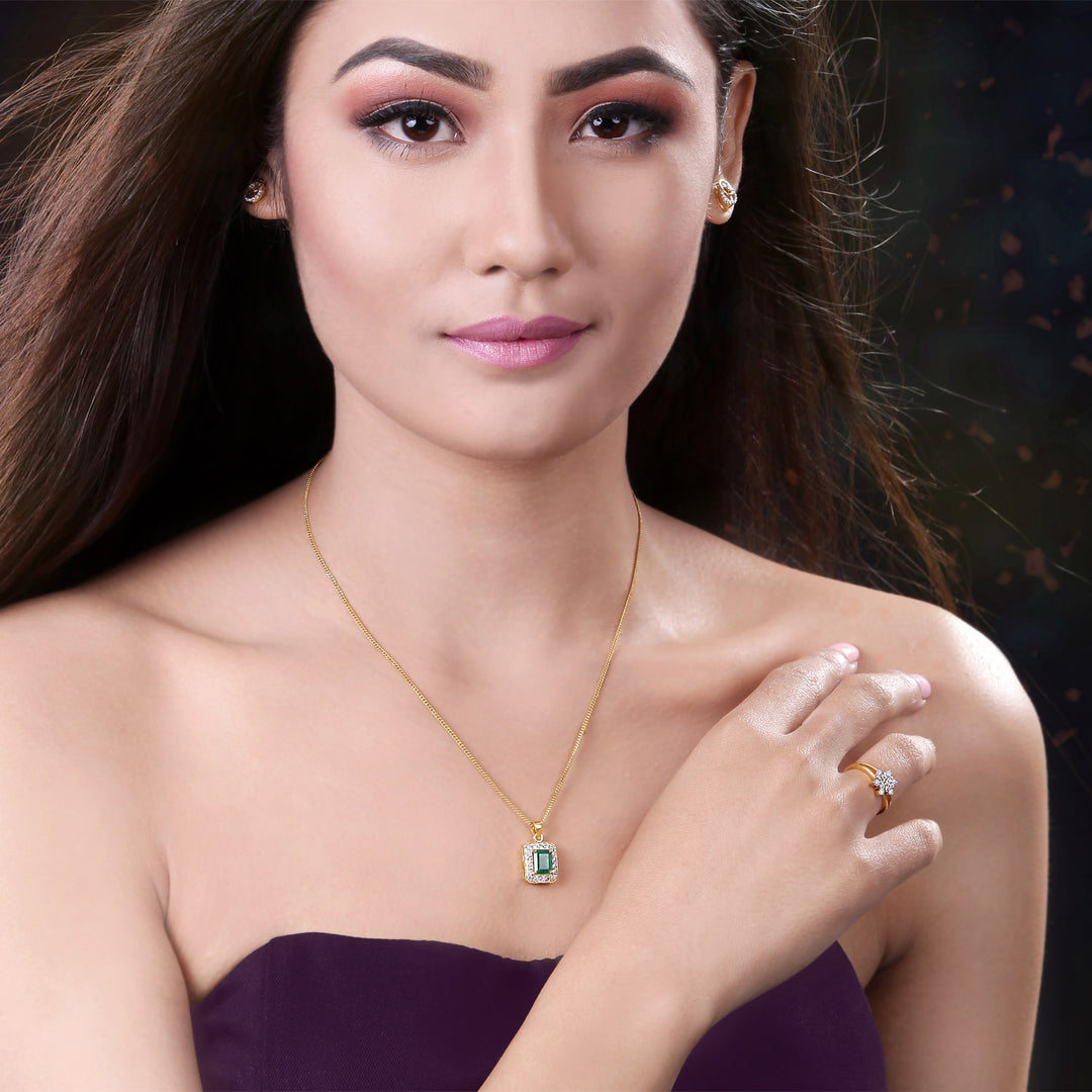 18K YG Cluster Diamond with Emerald Pendant- 1pc