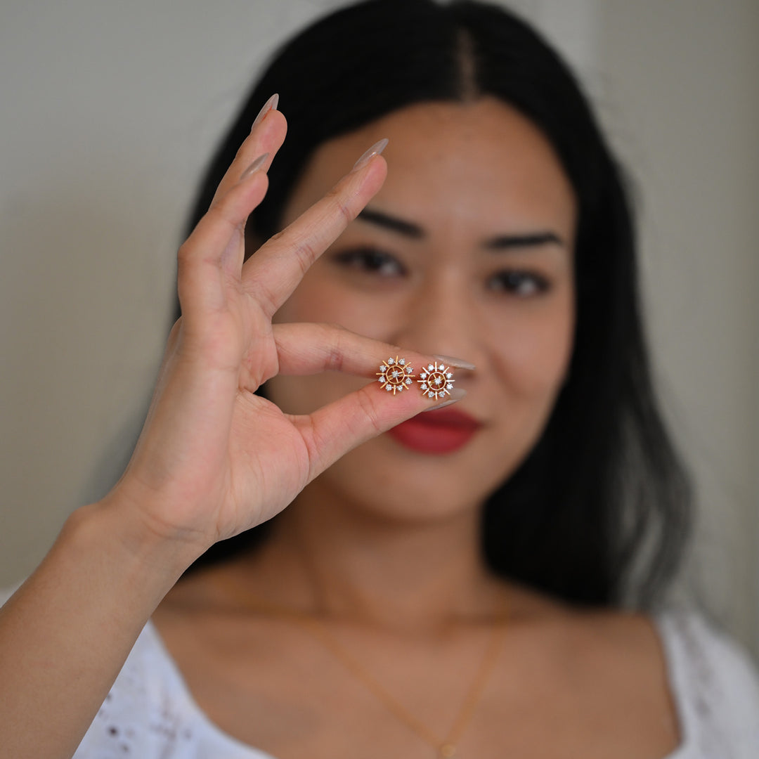 14K YG Cluster Diamond Earring- 1pair