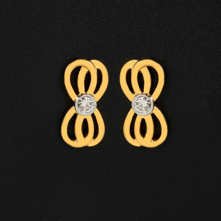 18K YG CLuster Diamond Earring-1Pair