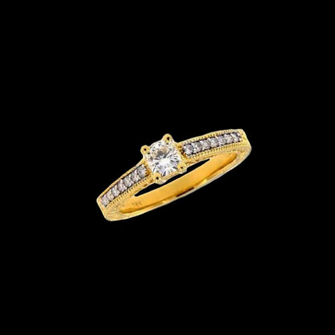 18K YG Solitaire with side Diamond Ring-1pc