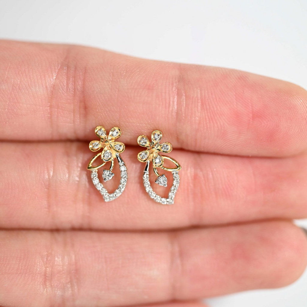 A appealing Collection of diamond Mangalsutra with Precious Gems and Jewels in Gold and Diamonds at RB diamond jewellers.