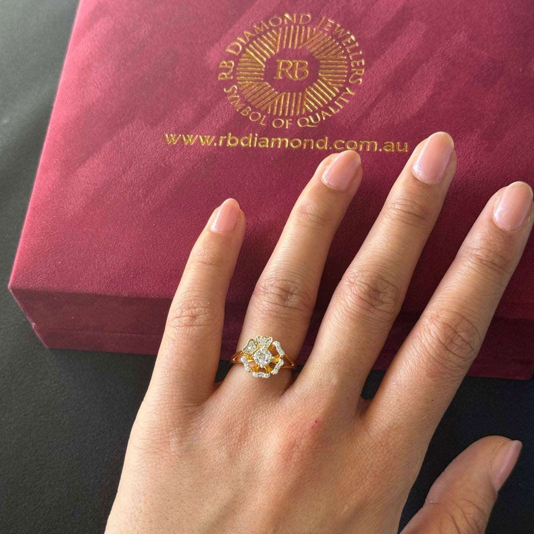 14K YG Cluster Diamond Ring-1pc - RB Diamond Jewellers