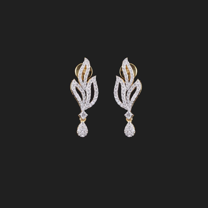 14K YG Women Cluster Diamond Earring-1pair - RB Diamond Jewellers