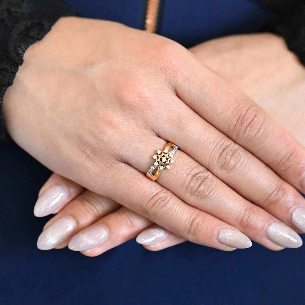 18K YG Cluster Diamond Ring-1pc