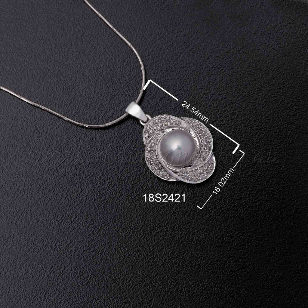 A appealing Collection of diamond Mangalsutra with Precious Gems and Jewels in Gold and Diamonds at RB diamond jewellers.