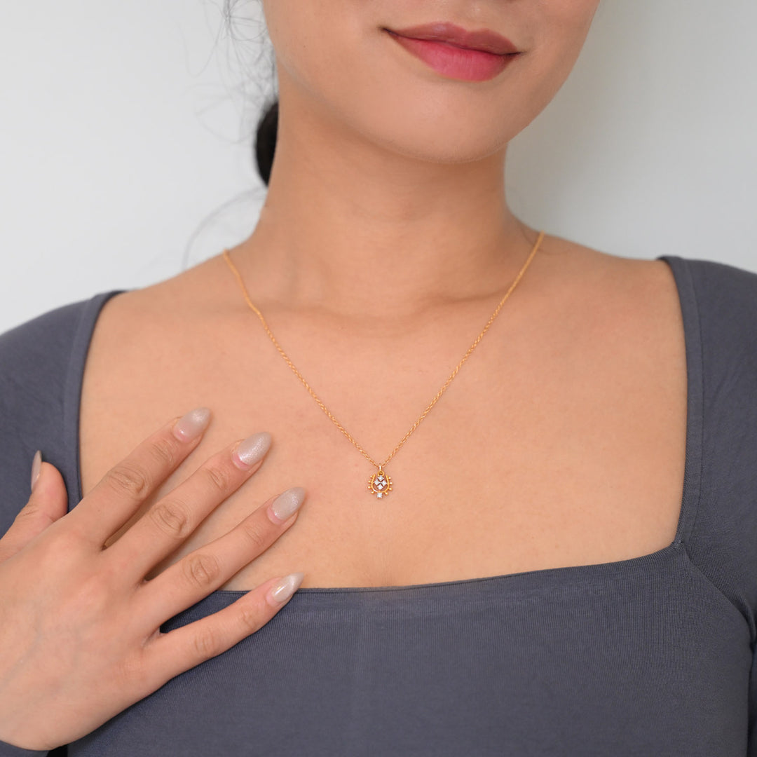 18K YG Diamond Pendant