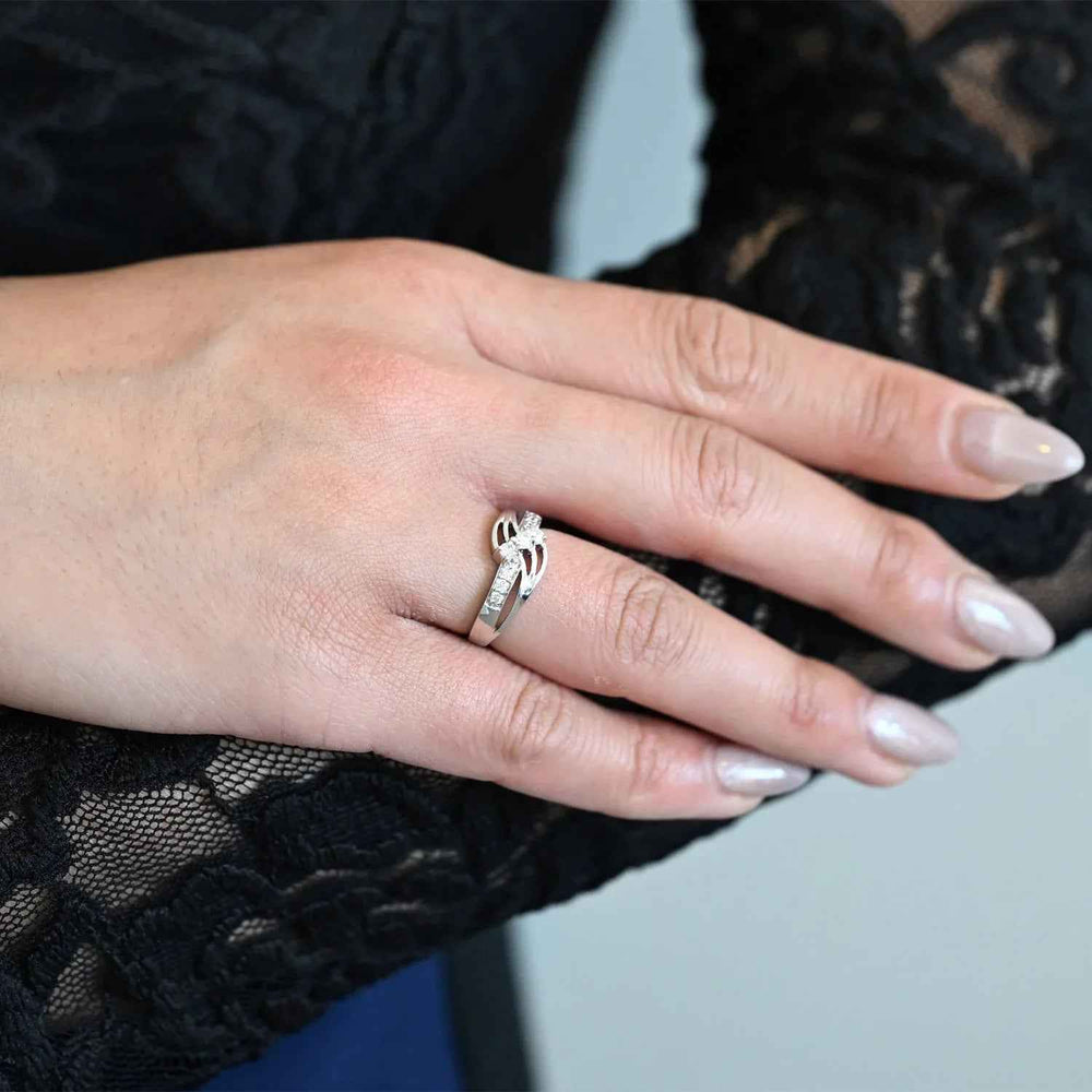 18K WG Cluster Diamond Ring-1pc