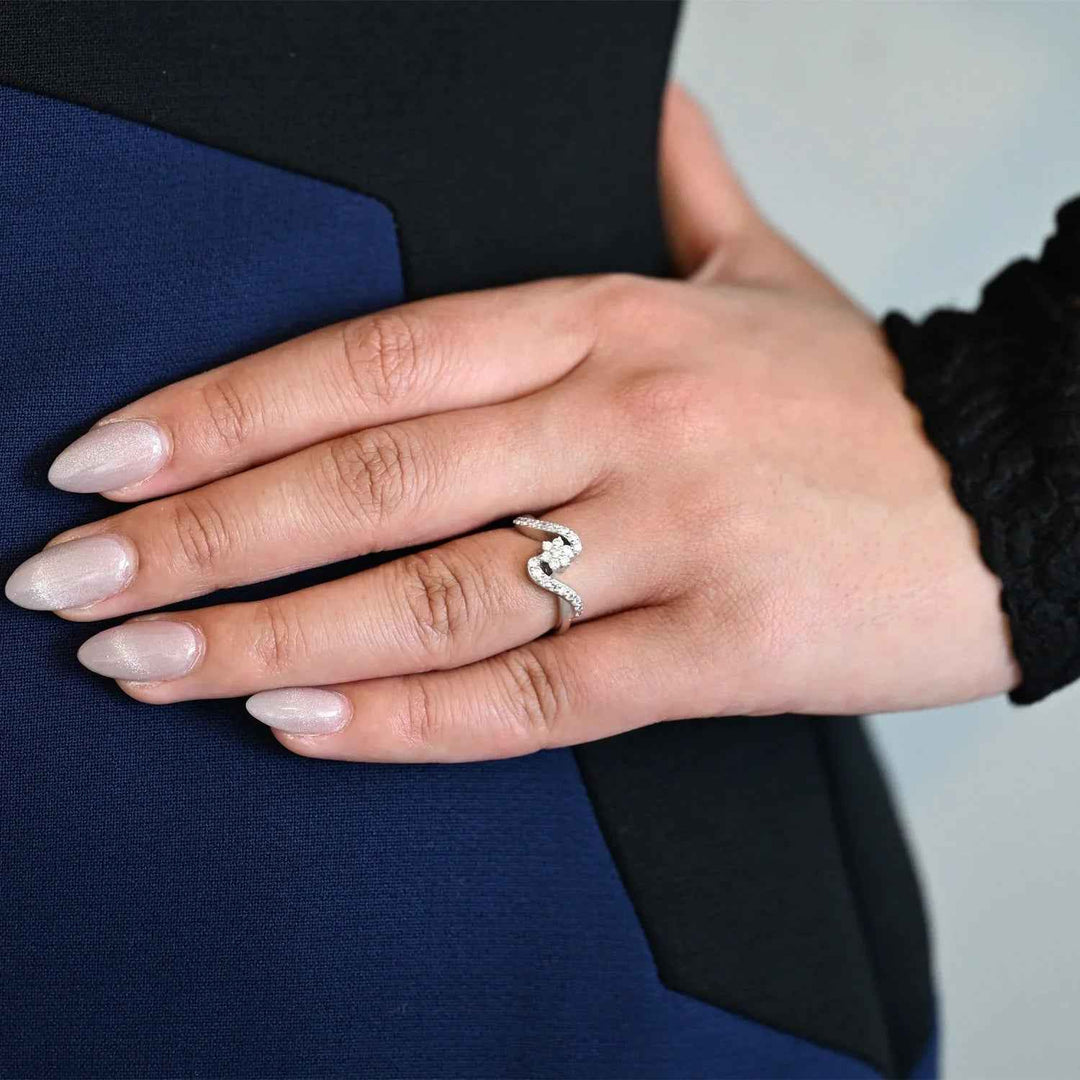 18K WG Star Diamond Ring-1pc