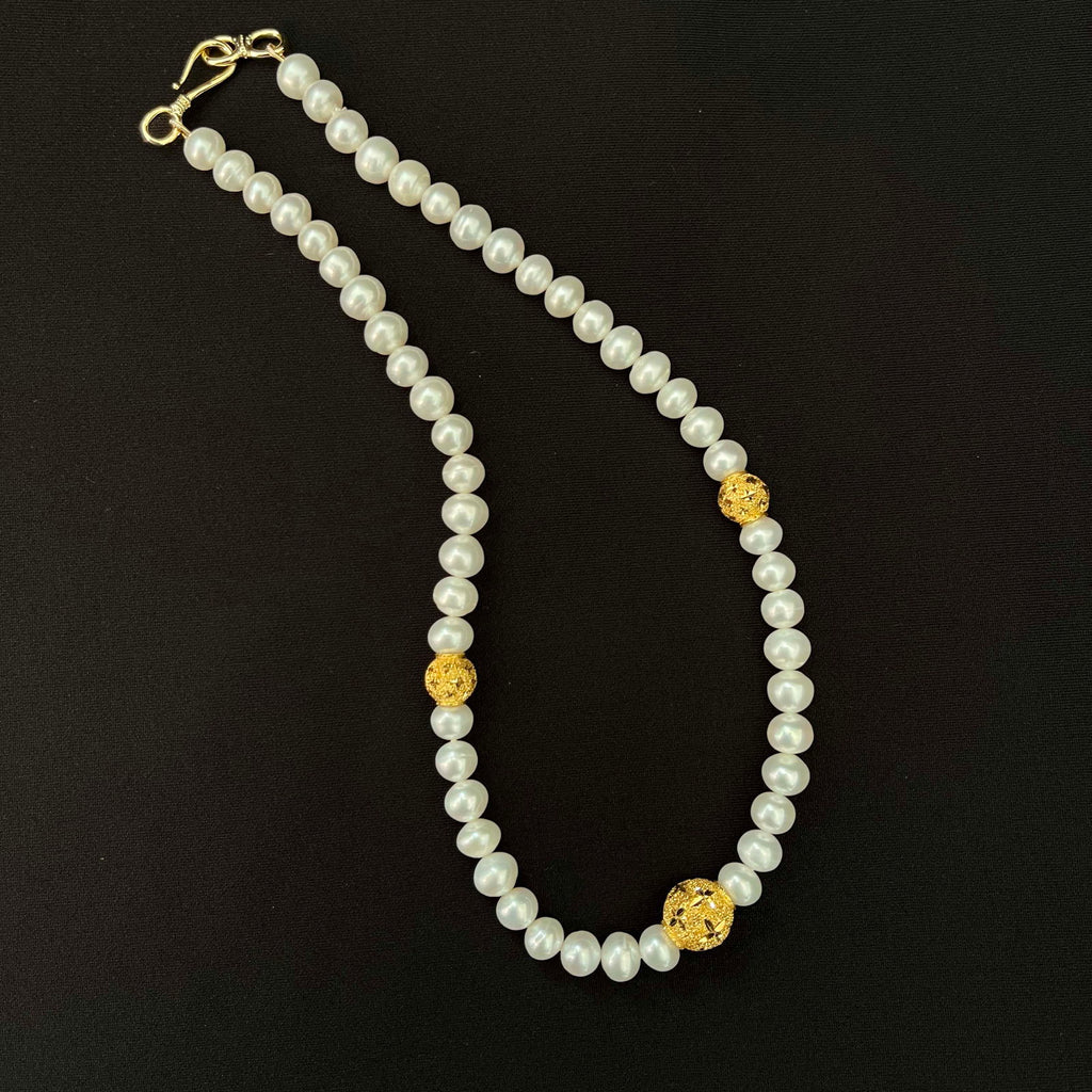 A appealing Collection of diamond Mangalsutra with Precious Gems and Jewels in Gold and Diamonds at RB diamond jewellers.
