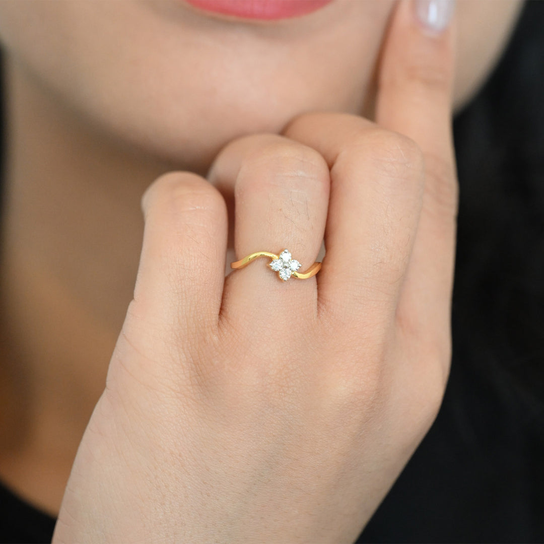 14K YG Star Diamond Ring- 1pc