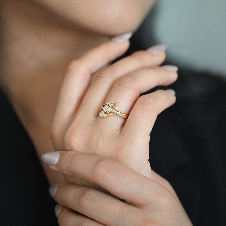 14K YG Cluster Diamond Ring- 1pc