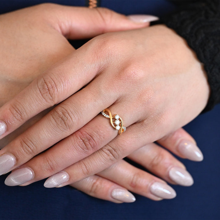 14K YG Cluster Diamond Ring -1pc