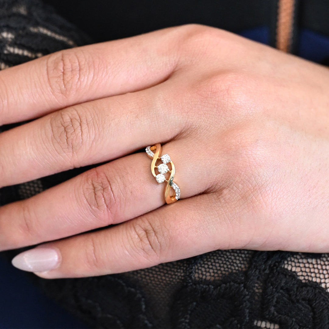 14K YG Cluster Diamond Ring -1pc