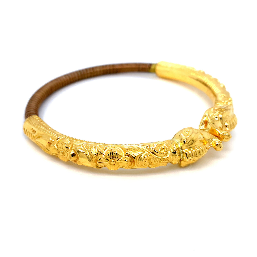 Buy trendy and Traditional Gold Jewellery .Visit the Nepalese Jewellery website now.