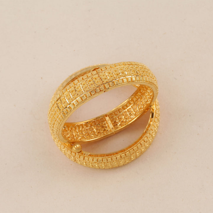 22K YG Screw Bangle-1pair