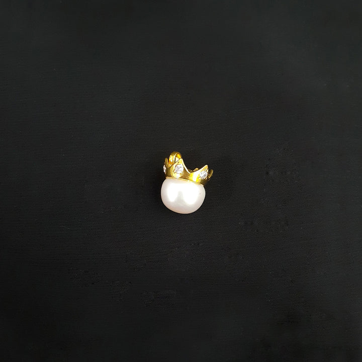 22K YG Fancy Pearl with AD Pendant-1pc