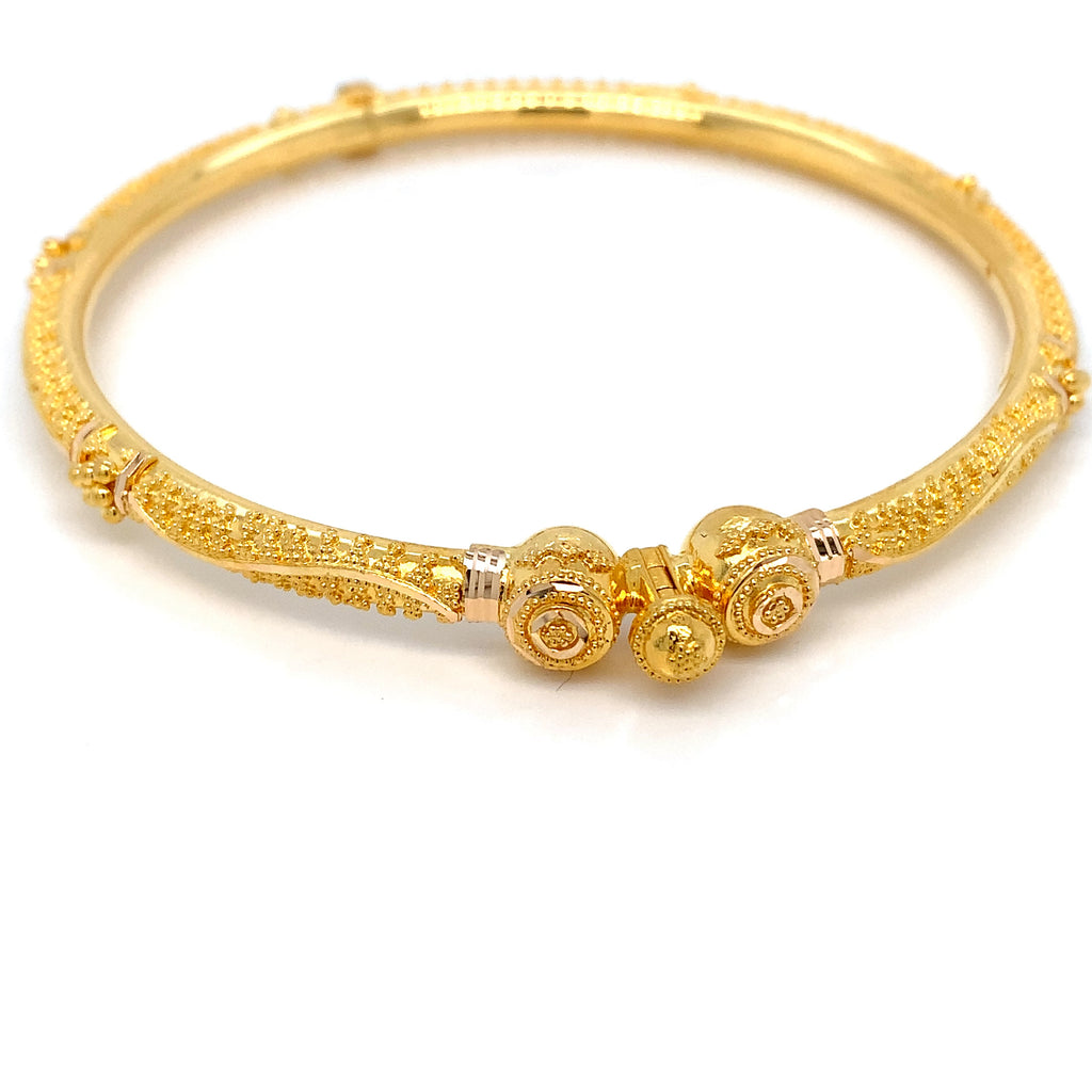 Buy trendy and Traditional Gold Jewellery .Visit the Nepalese Jewellery website now.