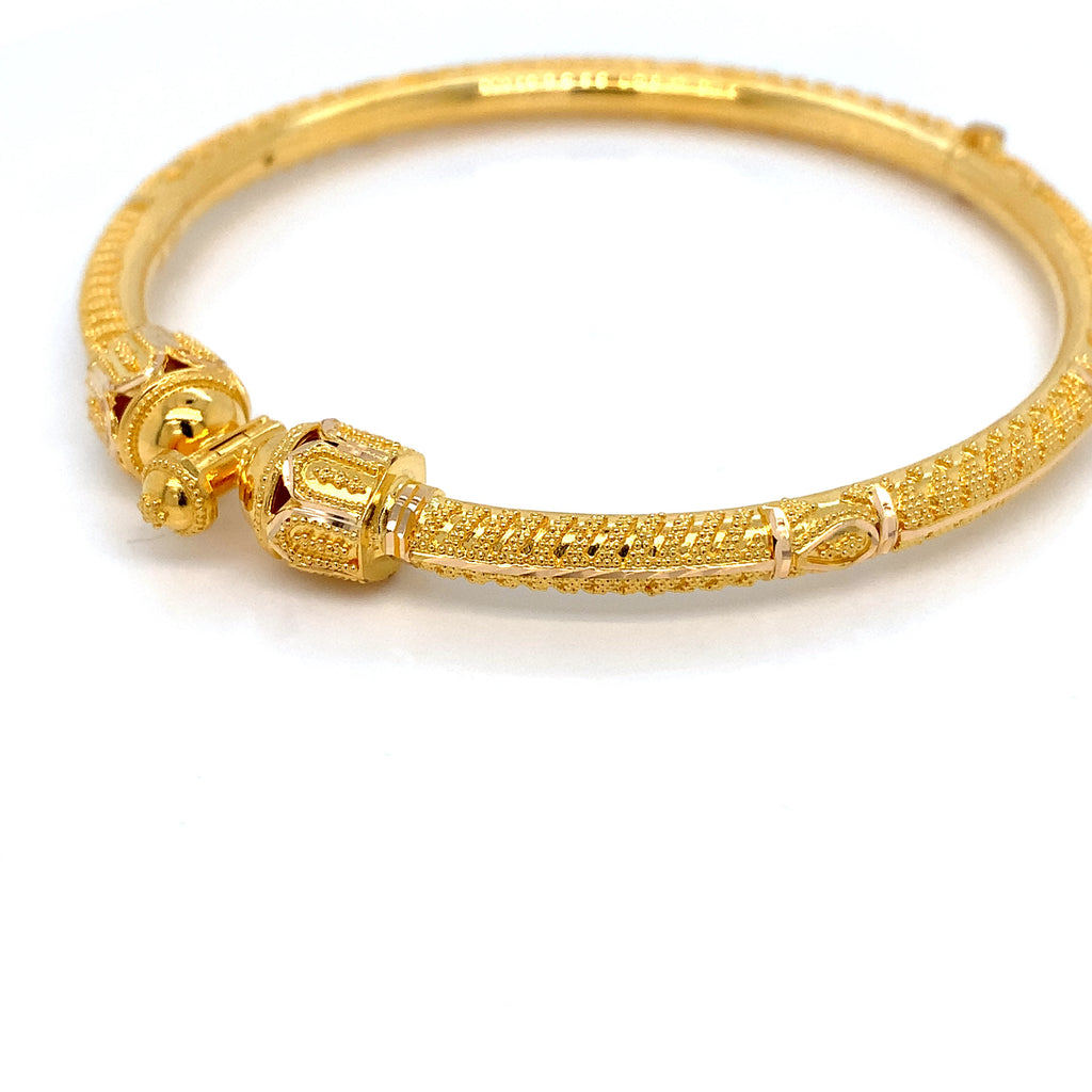 Buy trendy and Traditional Gold Jewellery .Visit the Nepalese Jewellery website now.