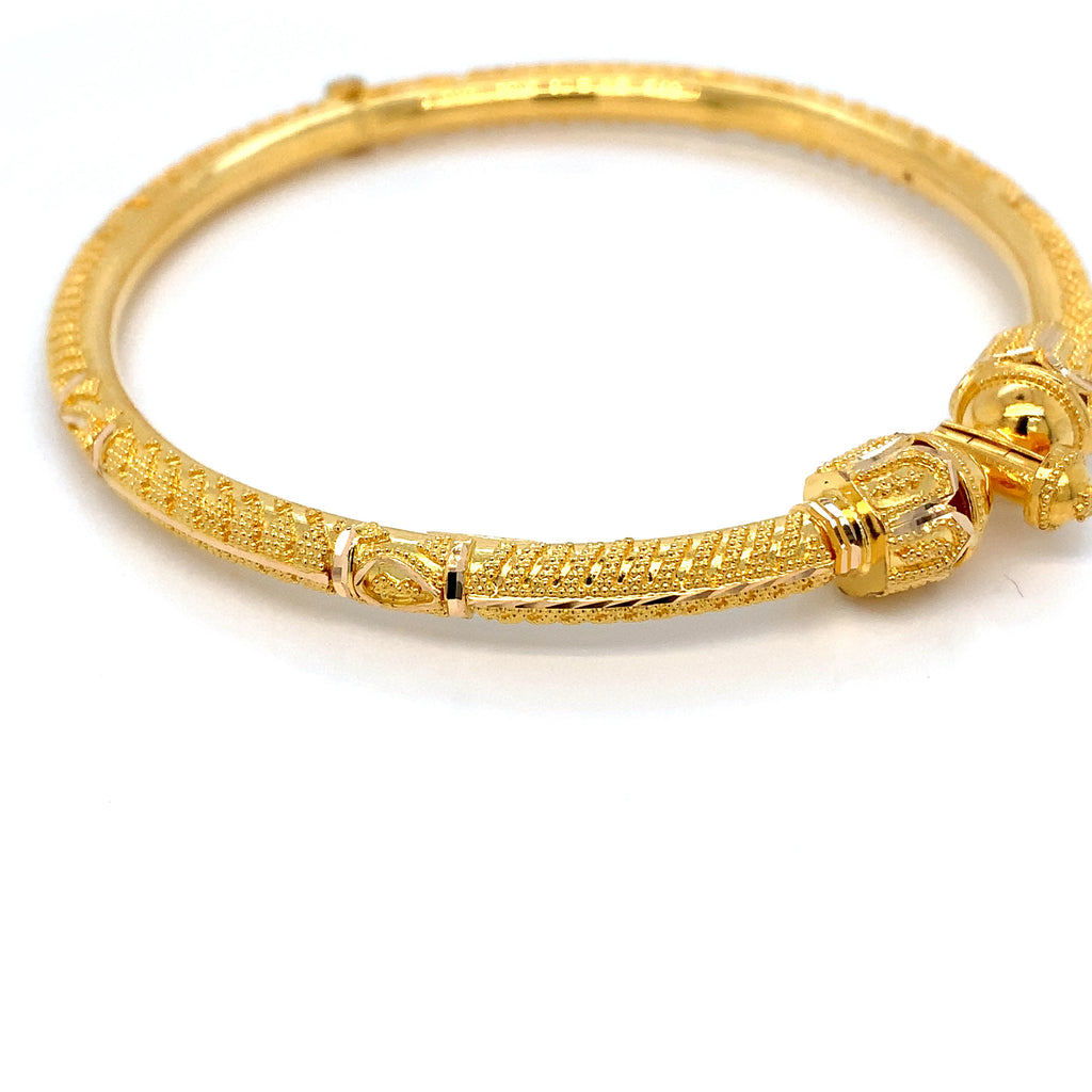 Buy trendy and Traditional Gold Jewellery .Visit the Nepalese Jewellery website now.