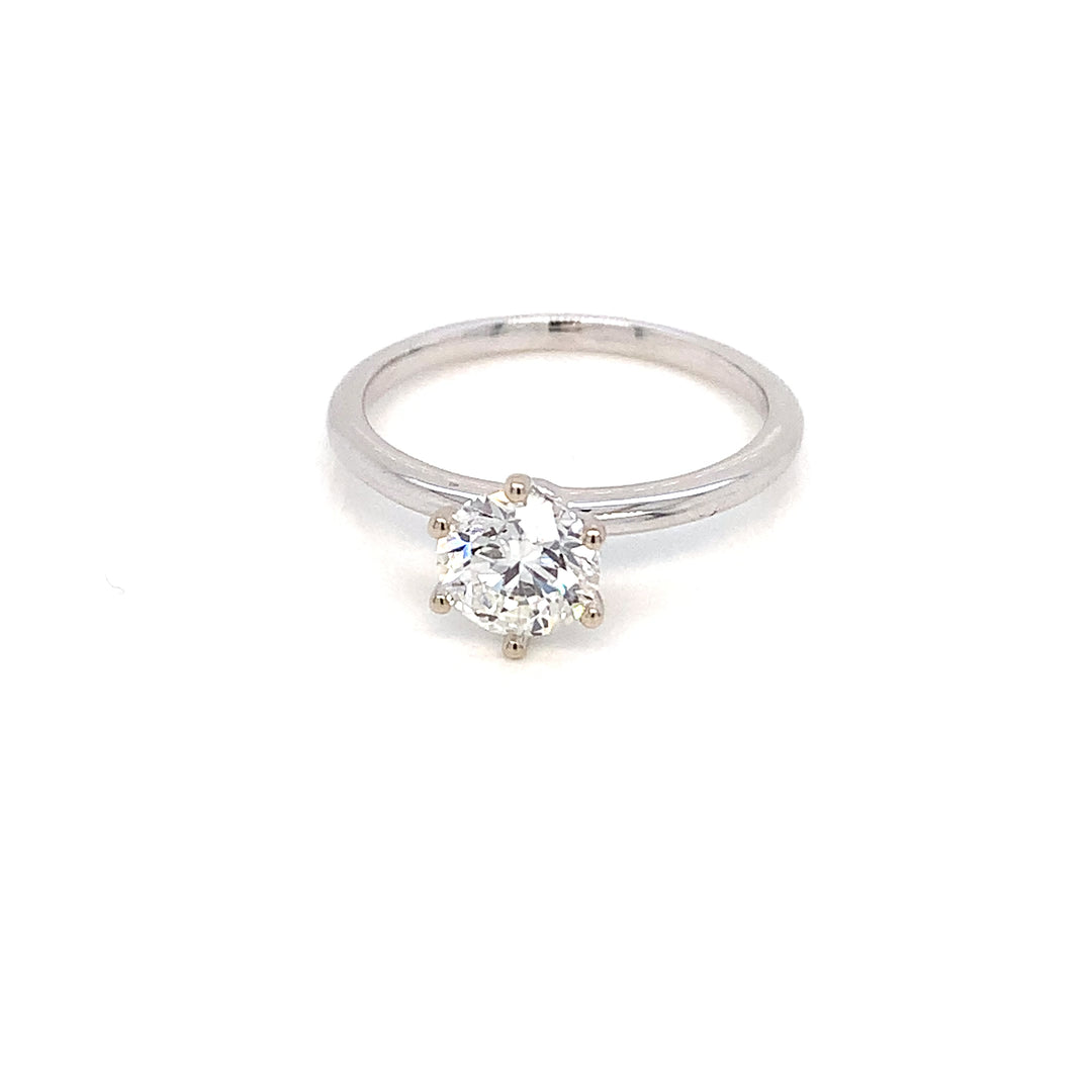 18K WG Round Shape Diamond Ring-1pc