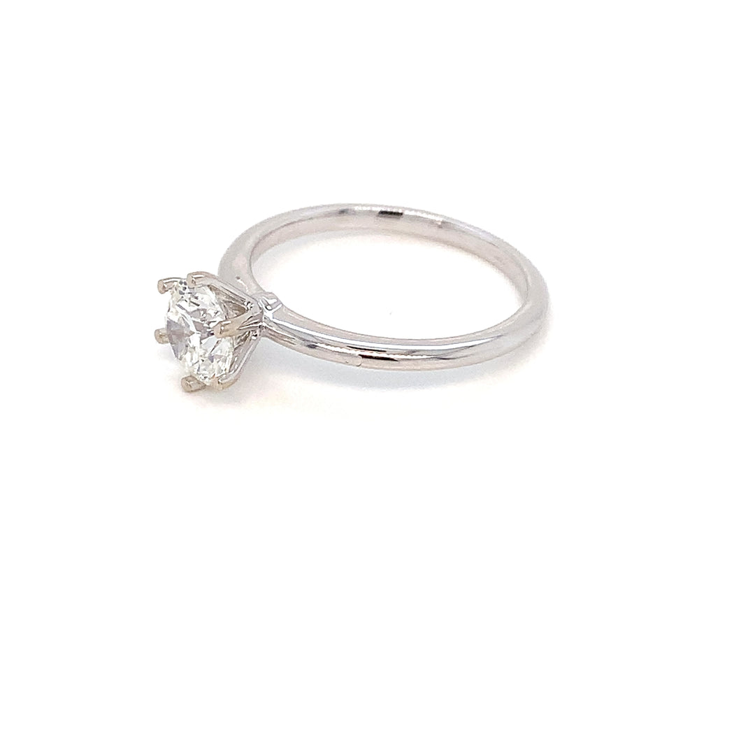 18K WG Round Shape Diamond Ring-1pc