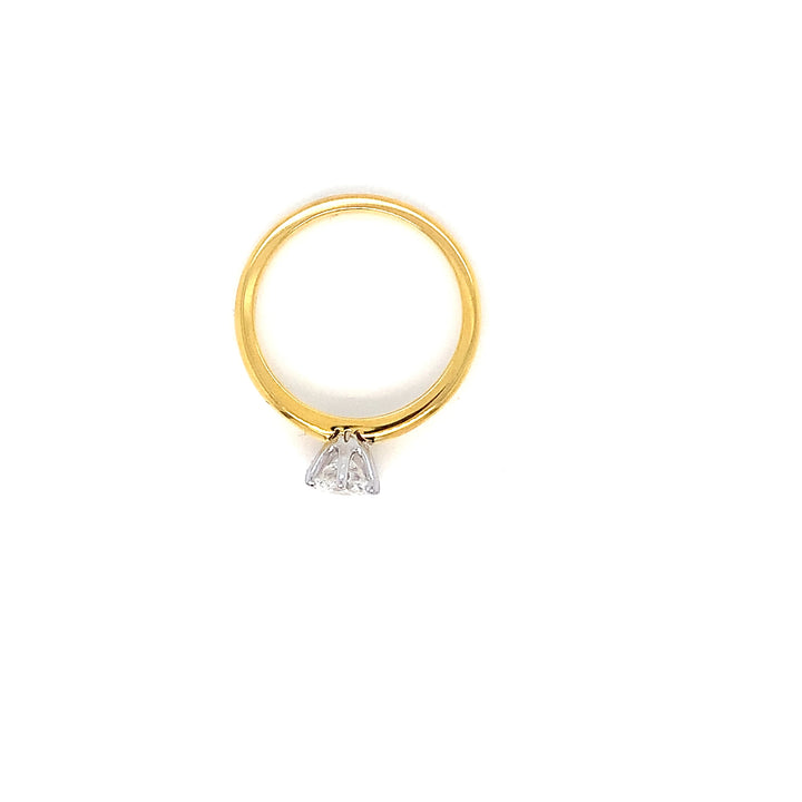 18K YG Solitaire Diamond Ring-1pc