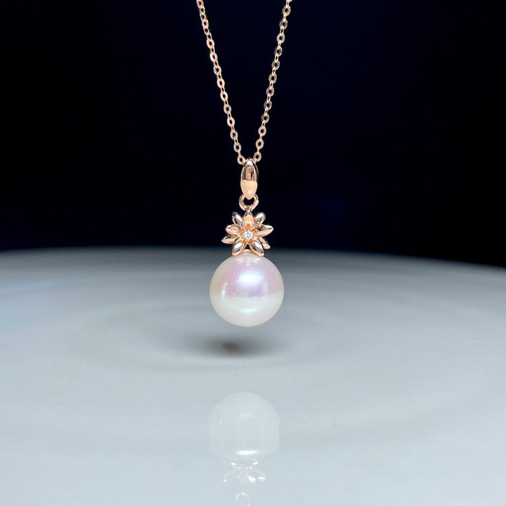 18K YG Necklace with 9.5- 10mm FWP white- 1pc