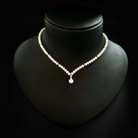 18K YG Necklace with 2.5-7mm FWP white-1pc