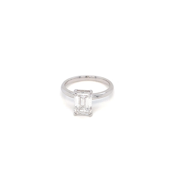 18K WG Emerald Solitaire Diamond Ring-1pc