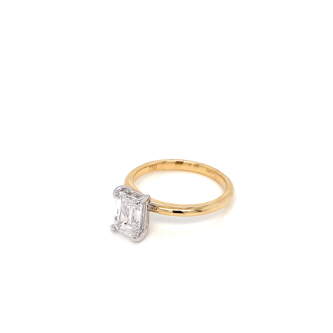 18K WYG Emerald Diamond Ring-1pc
