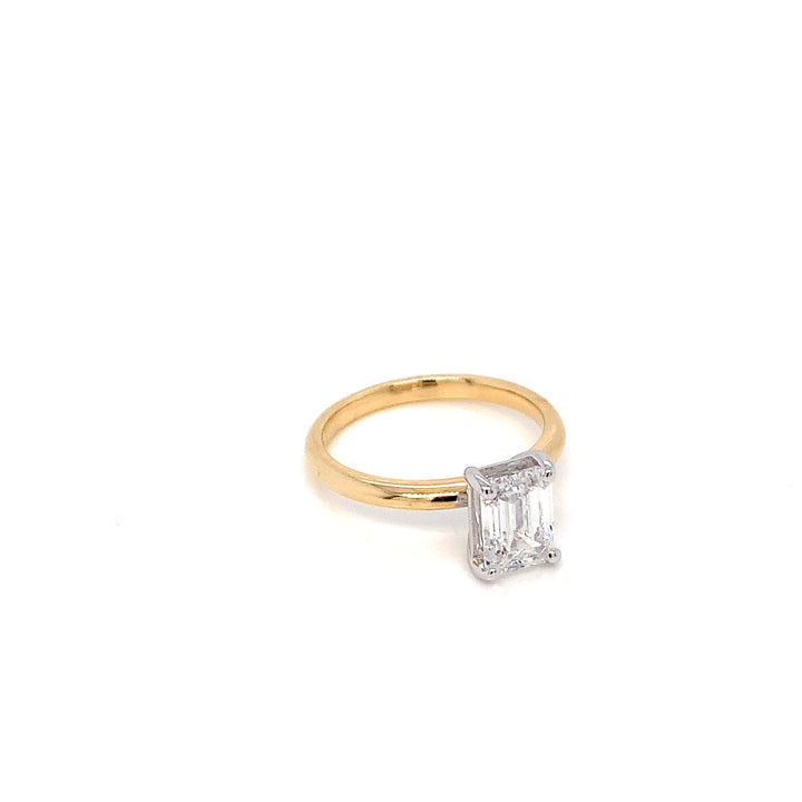 18K WYG Emerald Diamond Ring-1pc
