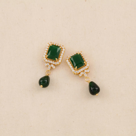 22K YG AD with Green Onyx Earring-1pair