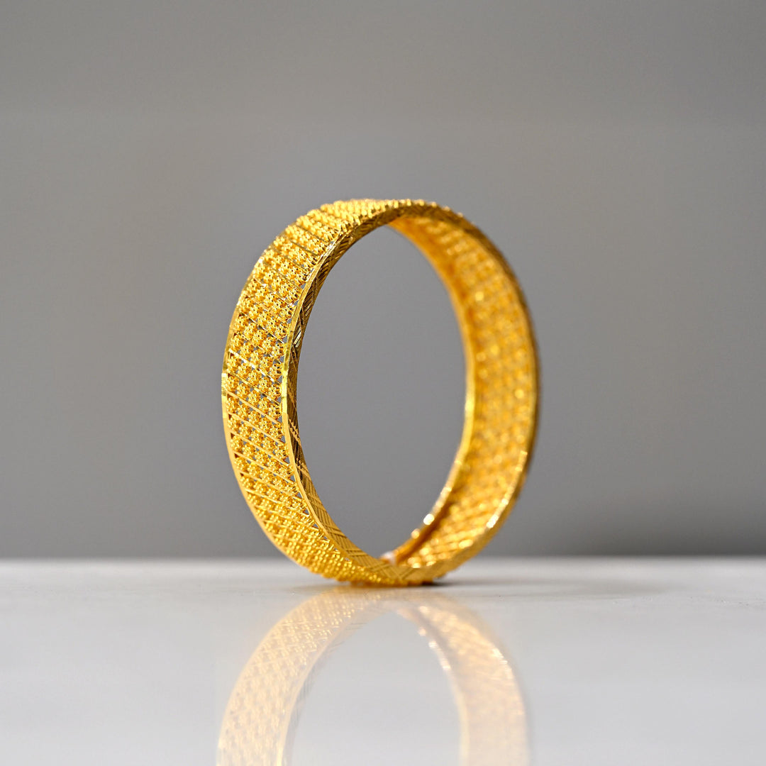 22K YG Solid Bangle-1pc