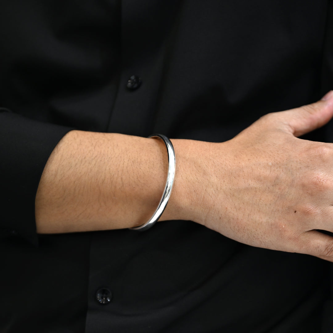 Sterling Silver Polished Solid Bangle with internal Diameter 62mm