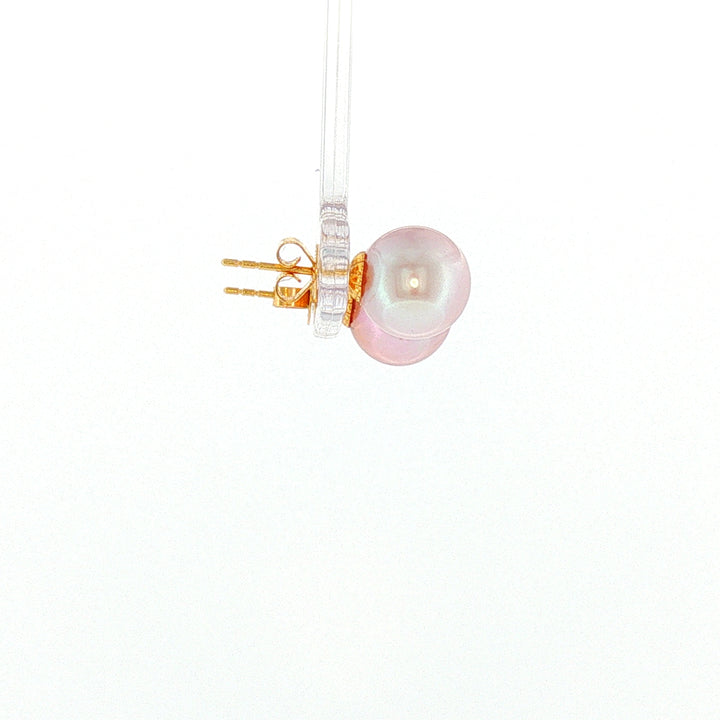 18K YG Push Back Earring with 9-9.5mm Lavender Fresh water pearl Earring