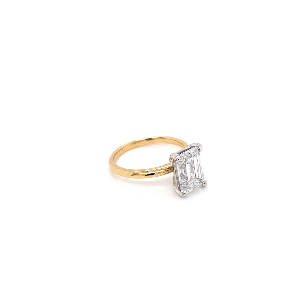 18K WYG LAb Grown Emerald Shape Diamond Ring-1pc