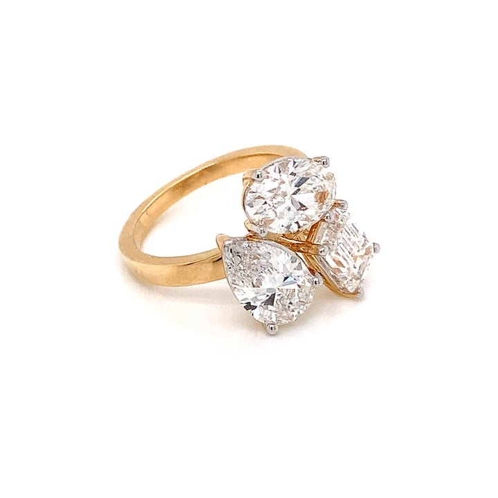 18K YG LAB Grown Diamond Cluster Ring-1pc